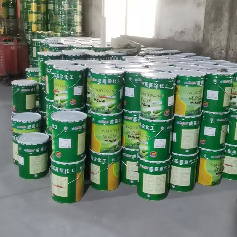 How can we ensure that the proportions of each component are accurate and uniform during the mixing of paint primer?